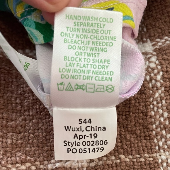 Loved, EUC Lilly Pulitzer Women’s off-shoulder Mermaid Print Romper Sz XXS SS19 - Picture 10 of 12